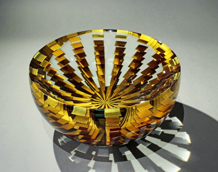 Tomas Hlavicka glass sculpture