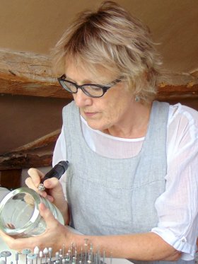 Nancy Sutcliffe engraved glass art